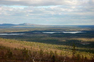 Вид на юг со склонов Панских Тундр